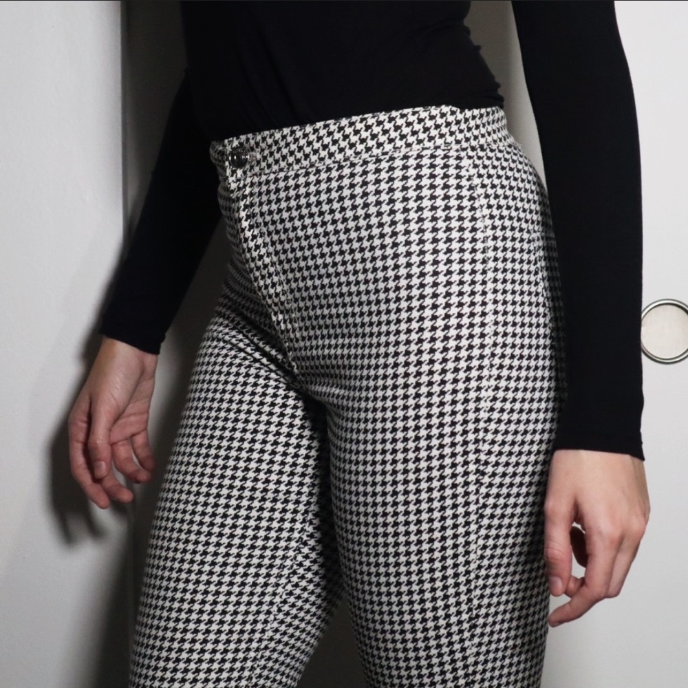 3 for 25! 🌻 H&M Houndstooth Twill Pants 🖤 - Picture 2 of 13